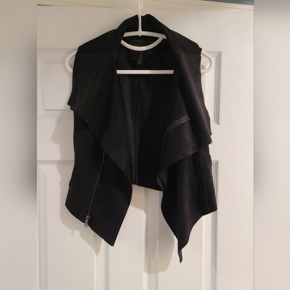 BCBGMAXAZRIA Fabin Black Faux Suede Vest Size XS